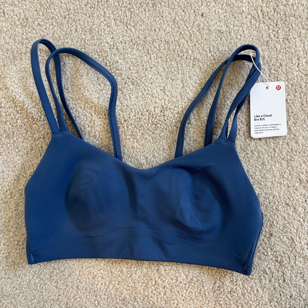 NWT: Lululemon Bra - Size 2